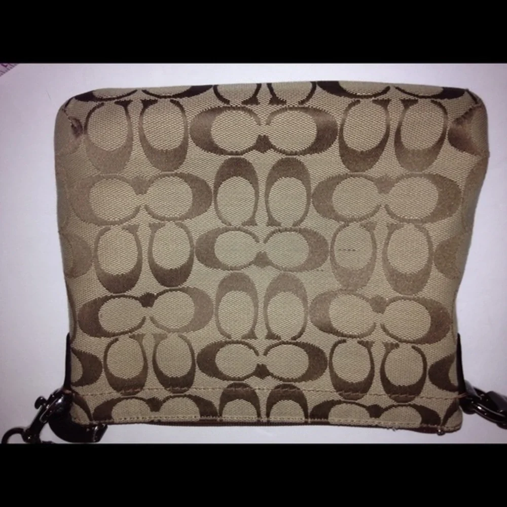 COACH signature c brown crossbody turnlock bag